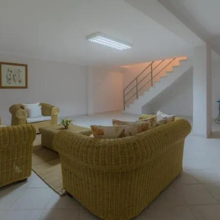 Bonsal - Modern In A Prime Location Near The Luxury Golf Courses * 阿尔布费拉