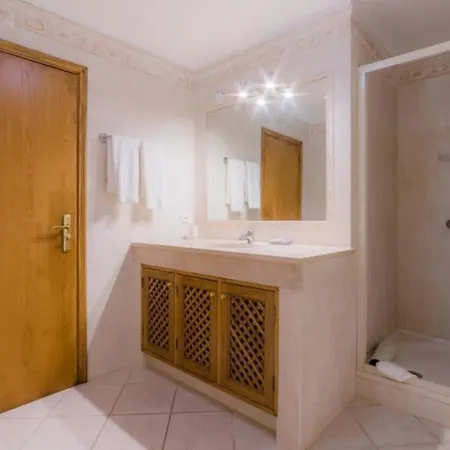 Holiday home Bonsal - Modern In A Prime Location Near The Luxury Golf Courses Albufeira