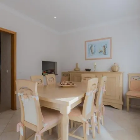 Villa Bonsal - Modern In A Prime Location Near The Luxury Golf Courses *