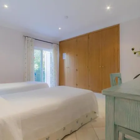 Bonsal - Modern In A Prime Location Near The Luxury Golf Courses 阿尔布费拉