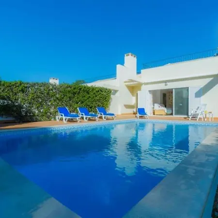 Vila Bonsal - Modern In A Prime Location Near The Luxury Golf Courses *